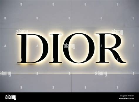 dior logo thương hiệu